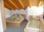 2. Schlafzimmer in der Ferienwohnung "Dach der Alpen"